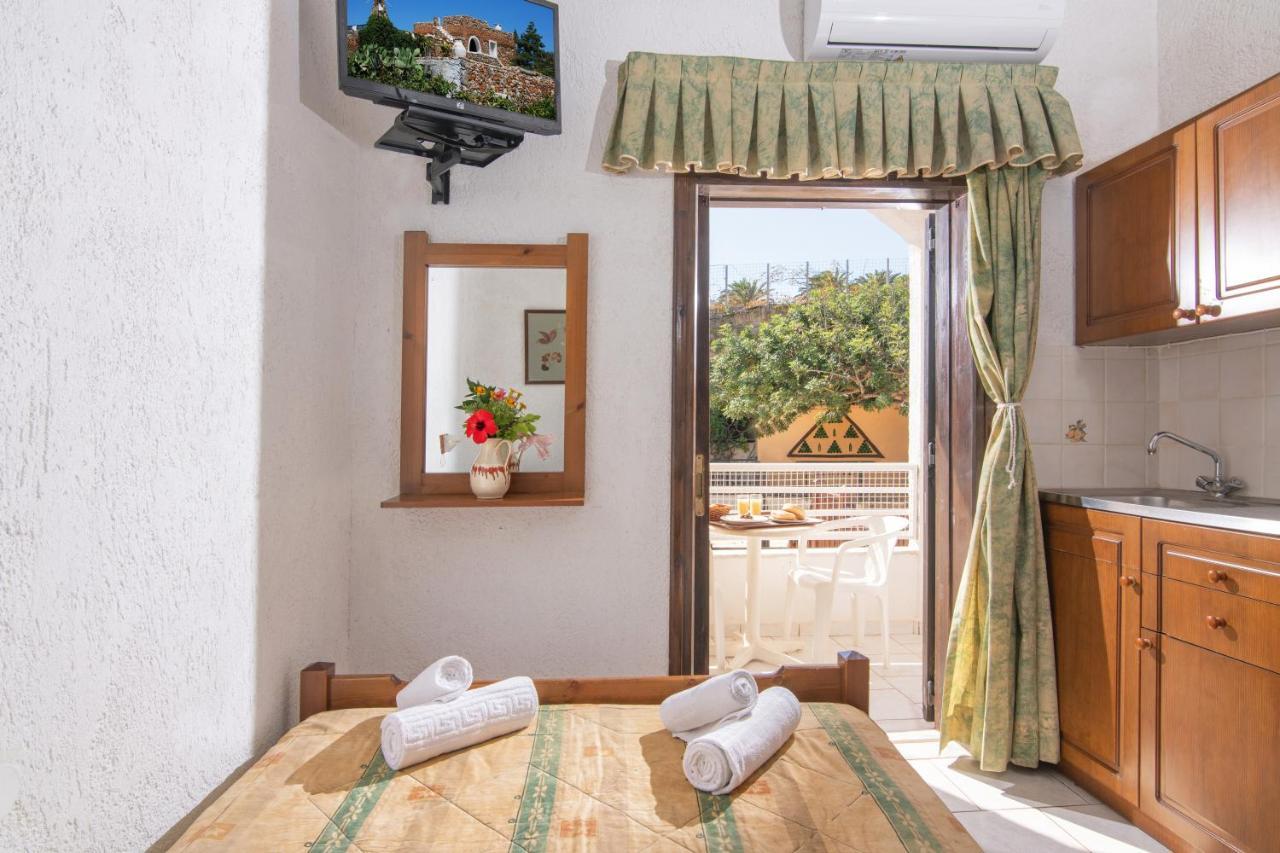 הרסוניסוס Iliostasi Beach Apartments מראה חיצוני תמונה