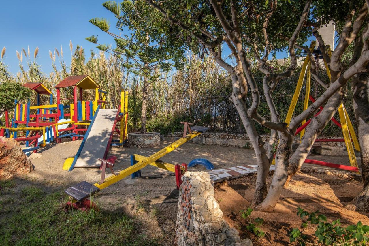 הרסוניסוס Iliostasi Beach Apartments מראה חיצוני תמונה